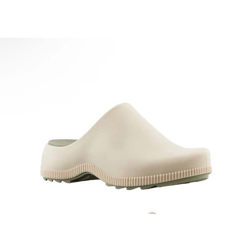 Cougar Sven-Q Sand‎ Women's 6 Molded TPE Water-Friendly Clog Shoes SVEN-Q New